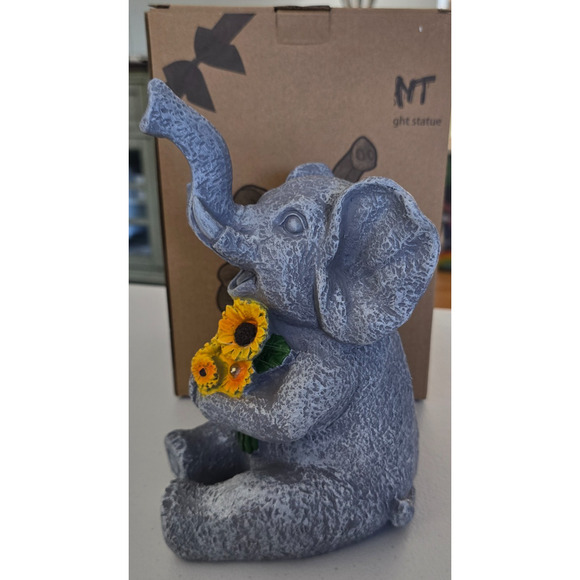 Art Terpnica Solar Elephant Garden Statue Holding Flowers NIB - Picture 4 of 14